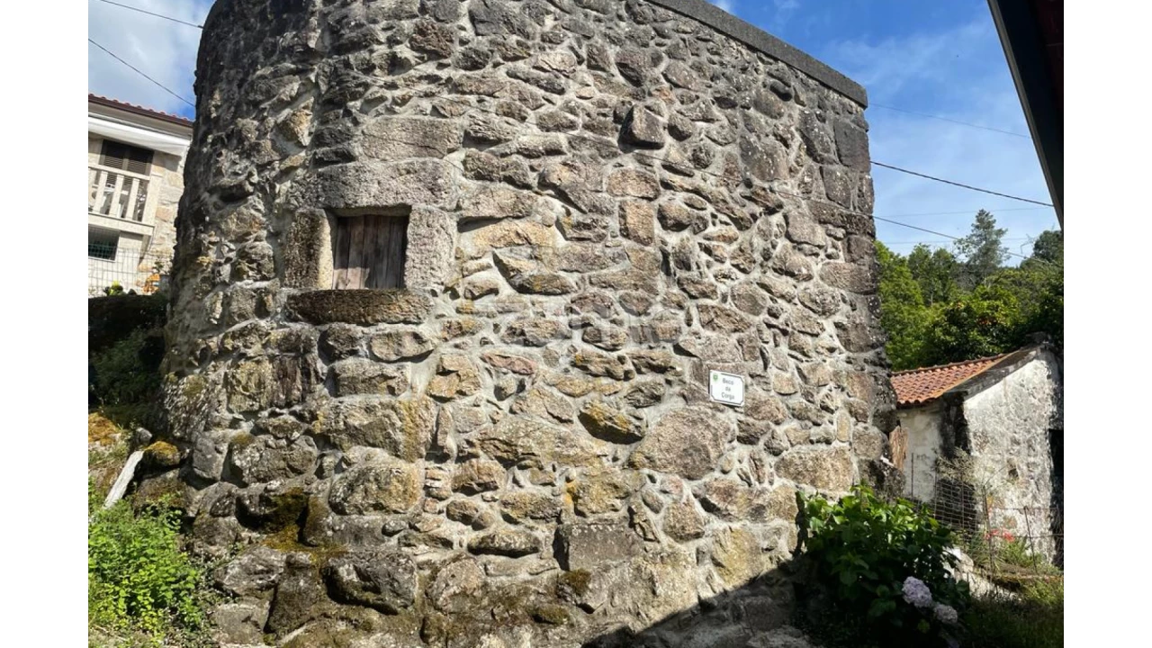 Moradia T5 para Venda em Britelo Foto 2