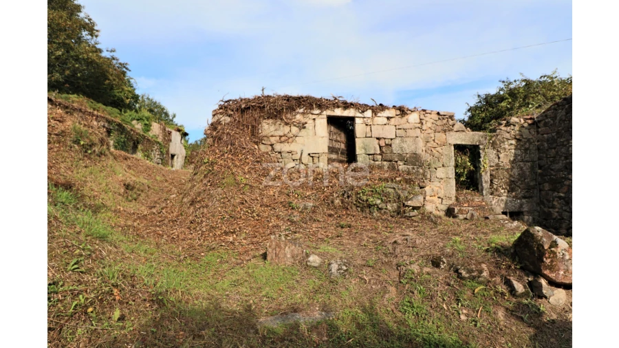 Moradia T2 para Venda em Touvedo (São Lourenço e Salvador) Foto 8