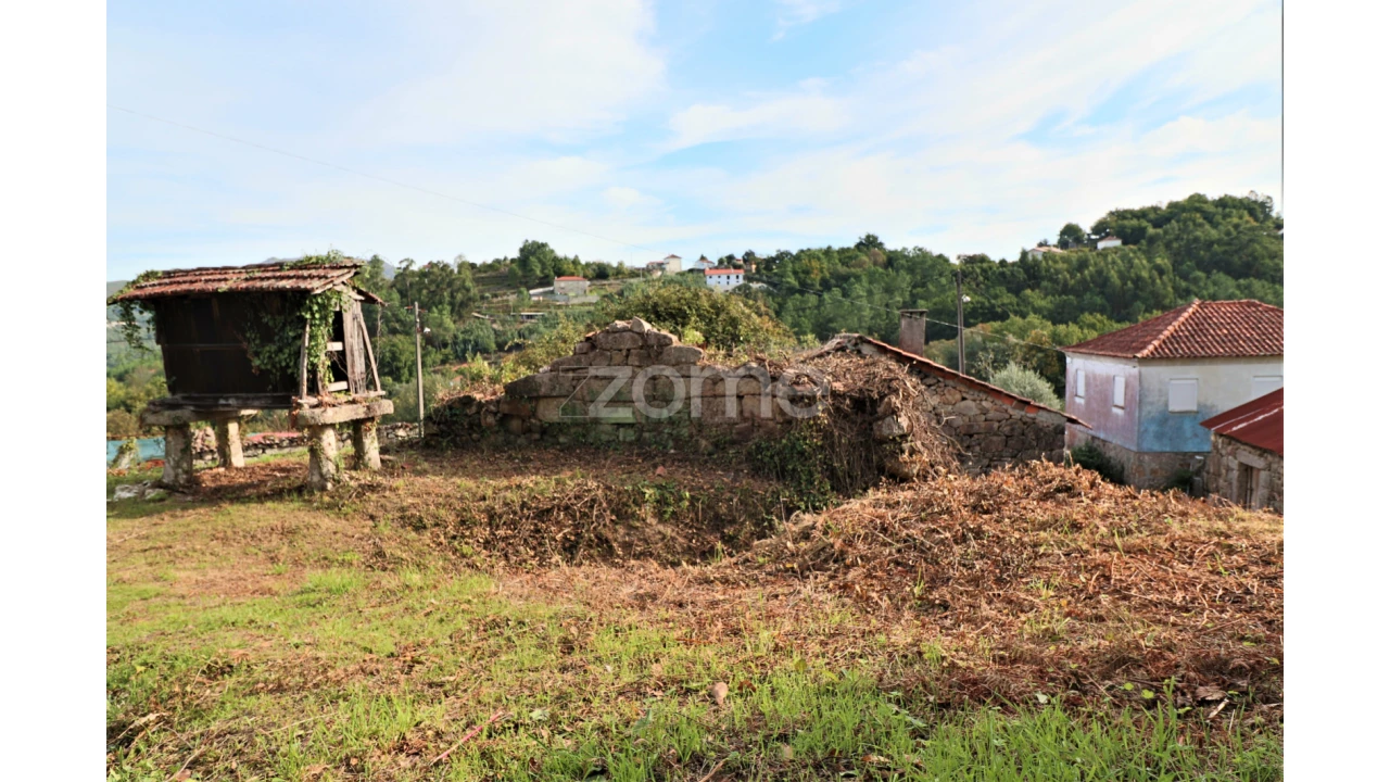 Moradia T2 para Venda em Touvedo (São Lourenço e Salvador) Foto 15