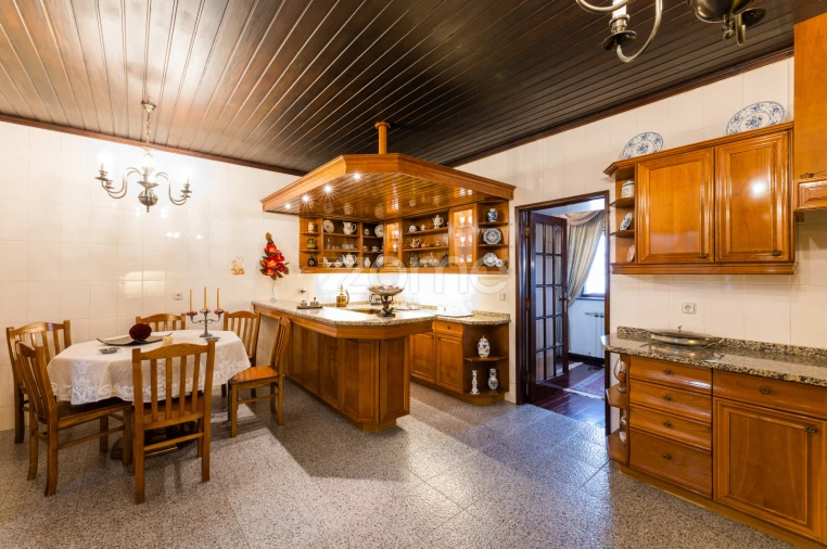 Quinta T6 para Venda em Palmeira Foto 24