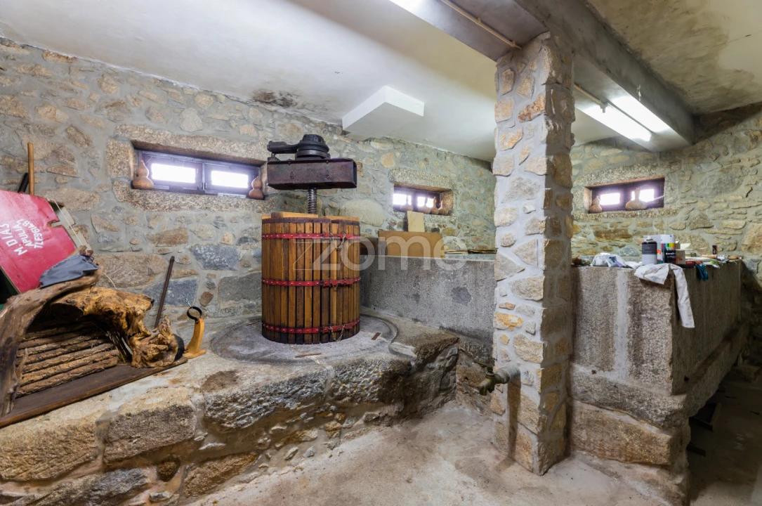 Quinta T6 para Venda em Palmeira Foto 66