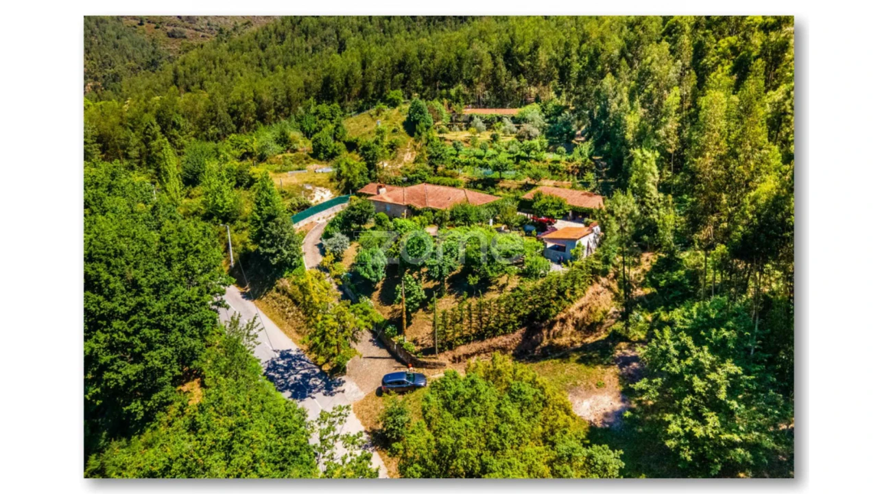 Moradia T3 para Venda em Arouca e Burgo Foto 37