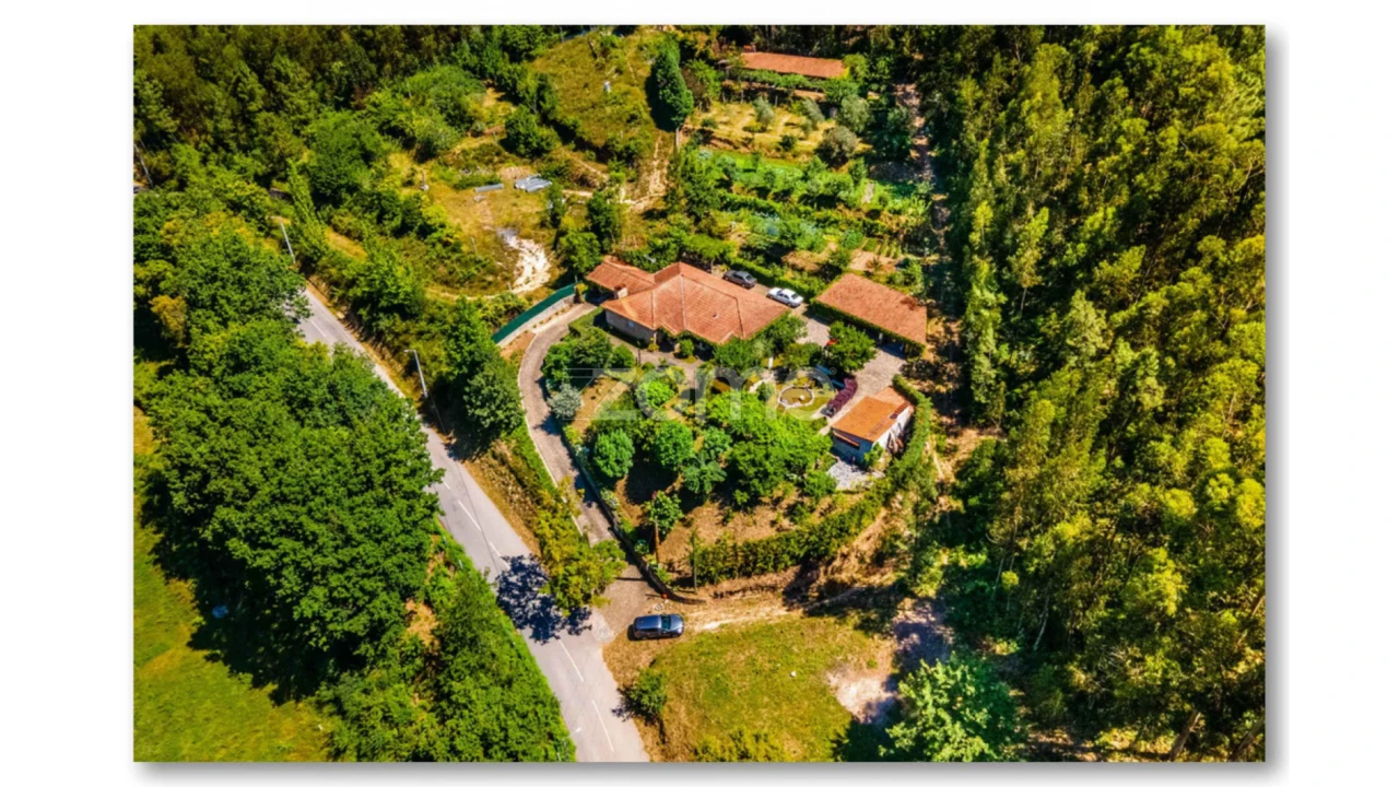 Moradia T3 para Venda em Arouca e Burgo Foto 38