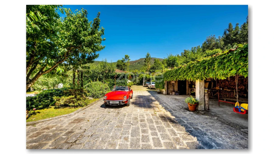 Moradia T3 para Venda em Arouca e Burgo Foto 9