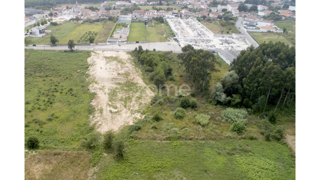 Terreno para Venda em Serzedo e Perosinho Foto 6