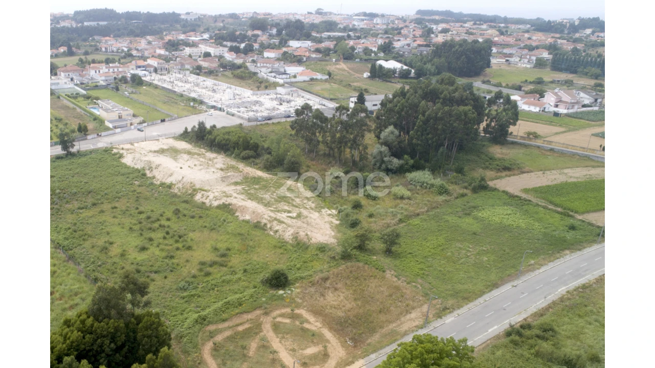 Terreno para Venda em Serzedo e Perosinho Foto 8