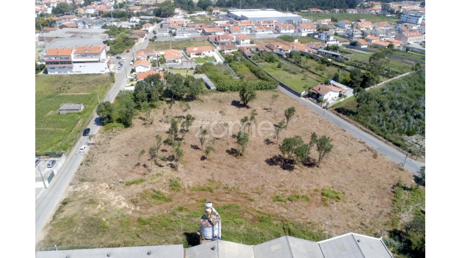 Terreno para Venda em Serzedo e Perosinho Foto 8
