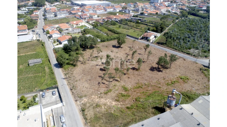 Terreno para Venda em Serzedo e Perosinho Foto 9
