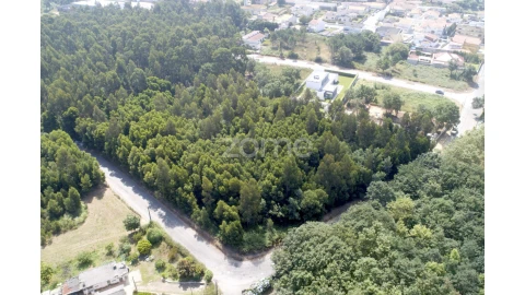 Terreno para Venda em Serzedo e Perosinho