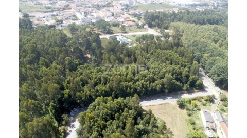 Terreno para Venda em Serzedo e Perosinho