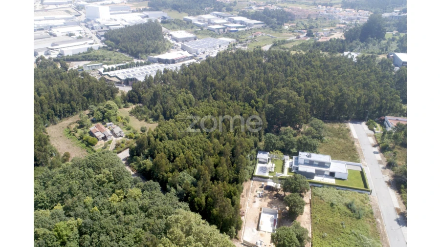 Terreno para Venda em Serzedo e Perosinho Foto 15