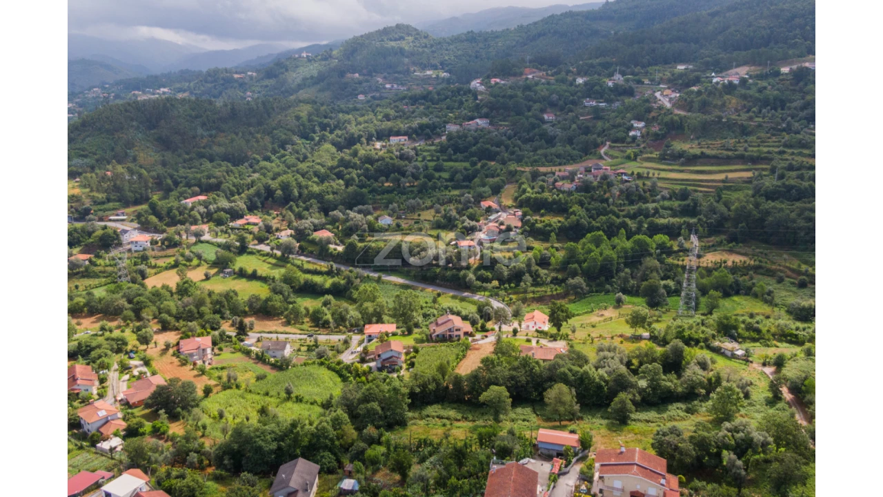 Terreno para Venda em Souto Foto 18
