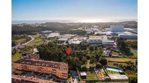 Terreno para Venda em Serzedo e Perosinho