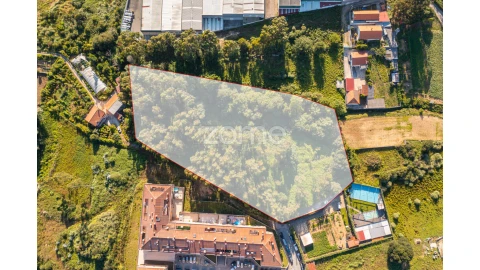 Terreno para Venda em Serzedo e Perosinho