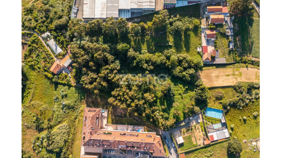 Terreno para Venda em Serzedo e Perosinho Foto 3