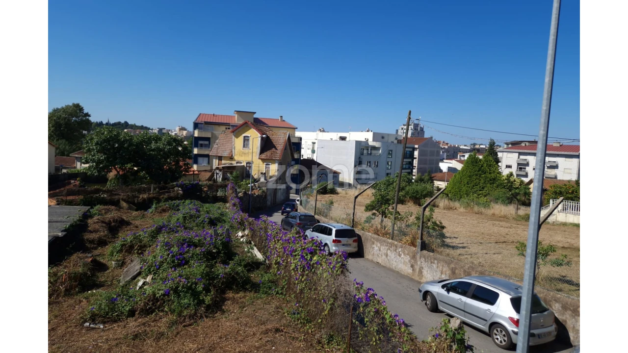 Terreno para Venda em São João da Madeira Foto 5