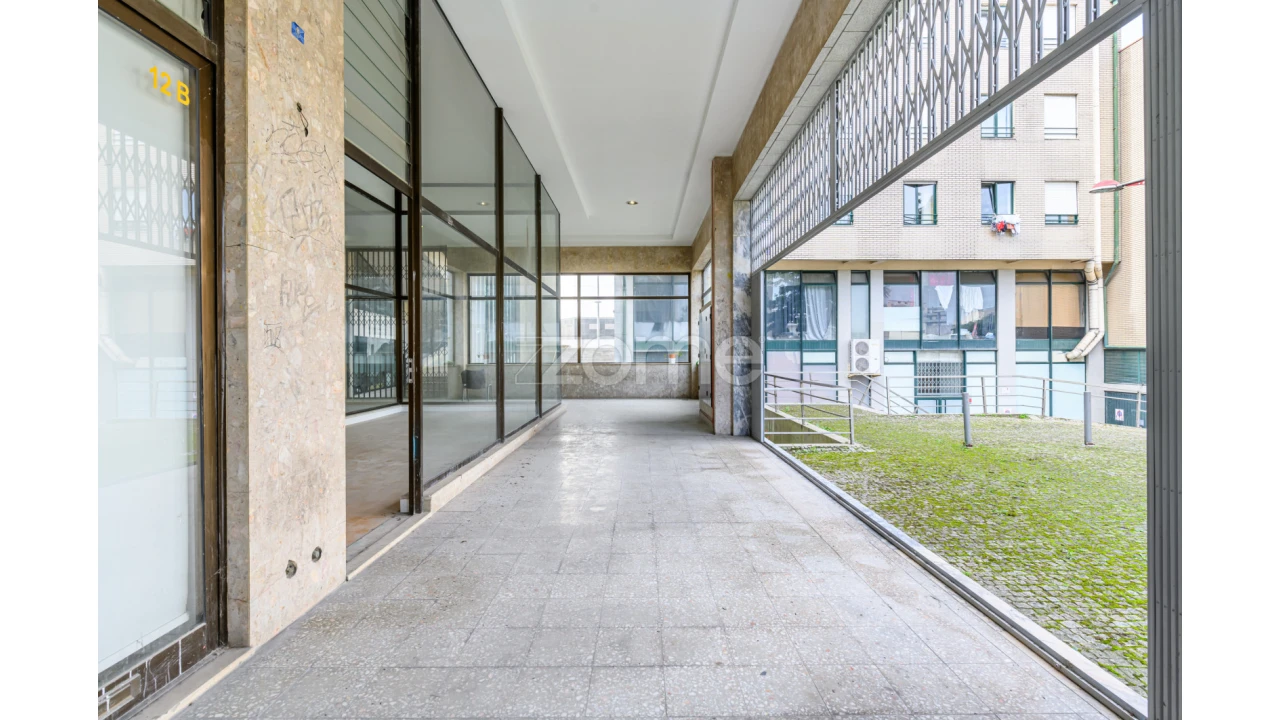 Negócio para Venda em Mafamude e Vilar do Paraíso Foto 13