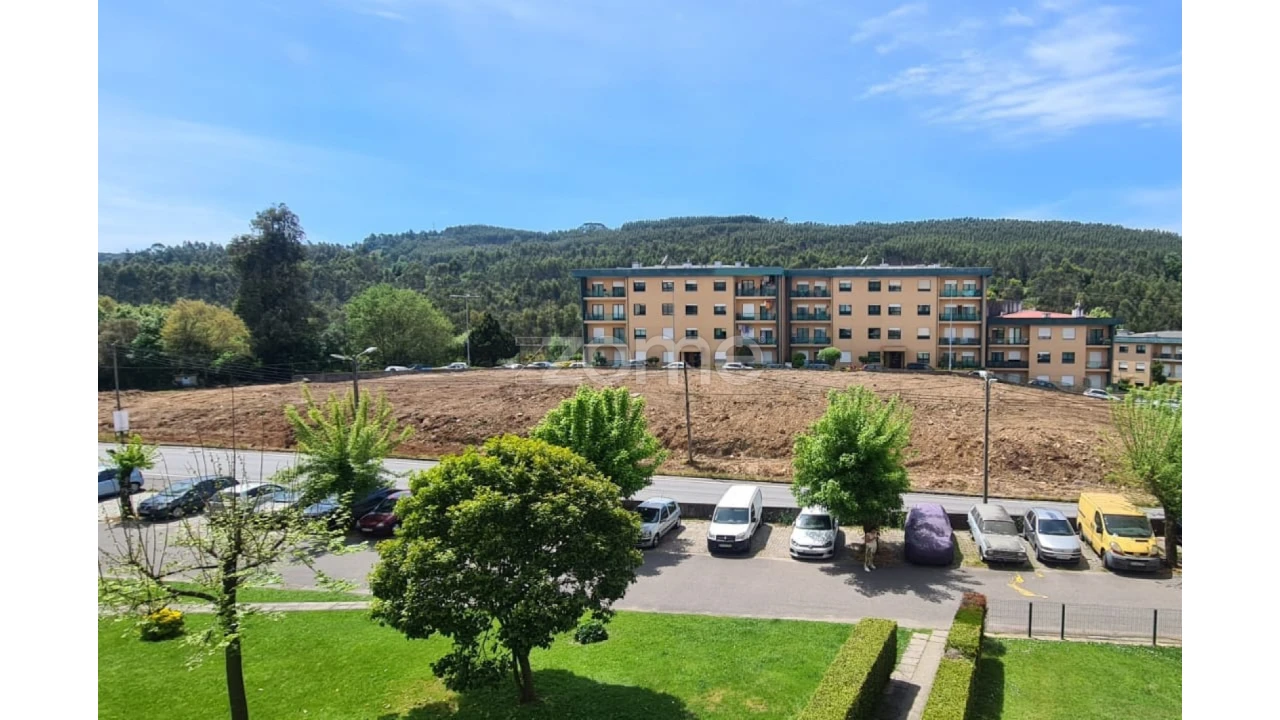Terreno para Venda em Valongo Foto 1