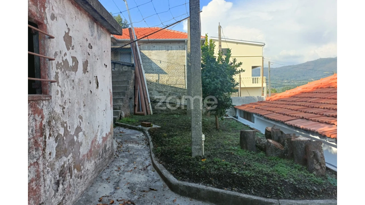 Moradia T2 para Venda em Vieira do Minho Foto 34