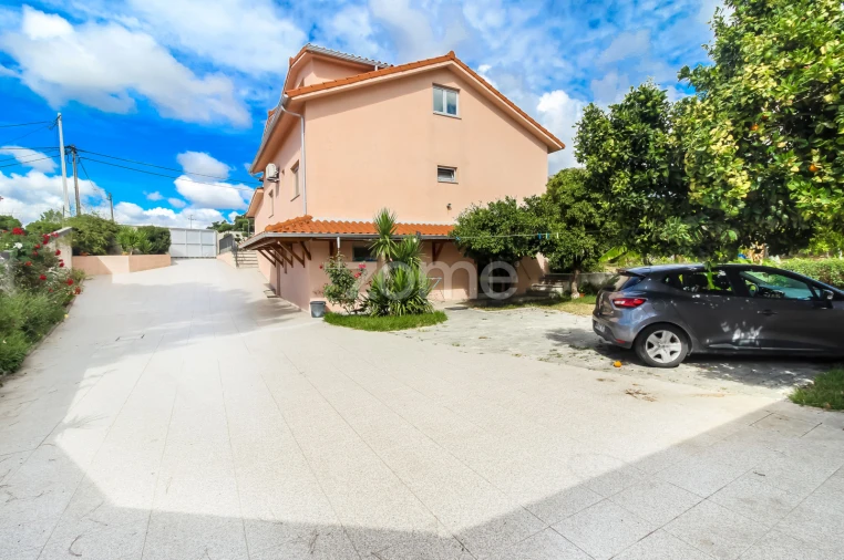 Moradia T6 para Venda em Campo e Sobrado Foto 19