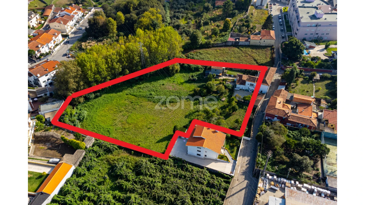 Terreno para Venda em Gulpilhares e Valadares Foto 2