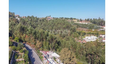 Terreno para Venda em Sandim, Olival, Lever e Crestuma