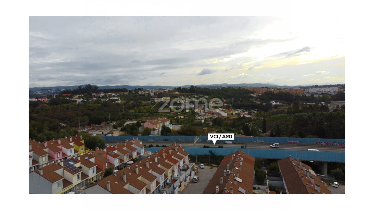 Terreno para Venda em Vilar de Andorinho Foto 11