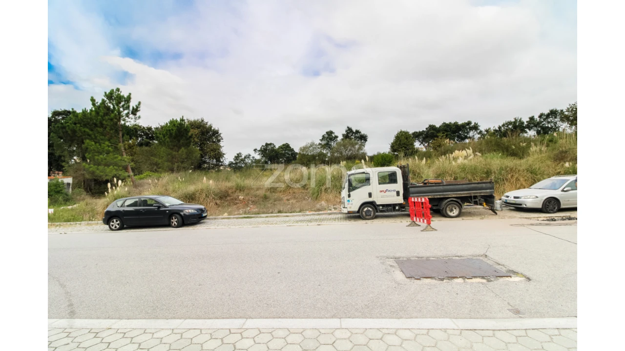 Terreno para Venda em Vilar de Andorinho Foto 12