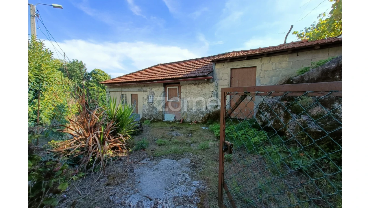 Moradia T1 para Venda em Rossas Foto 13