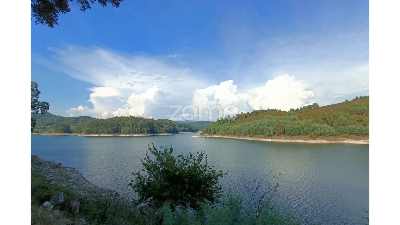 Moradia T1 para Venda em Rossas Foto 20