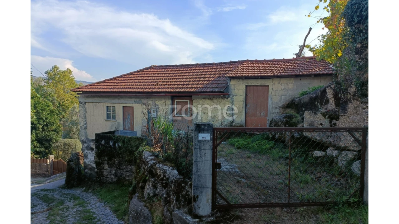 Moradia T1 para Venda em Rossas Foto 3