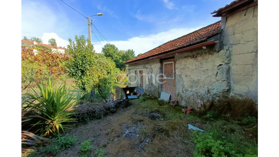 Moradia T1 para Venda em Rossas Foto 14