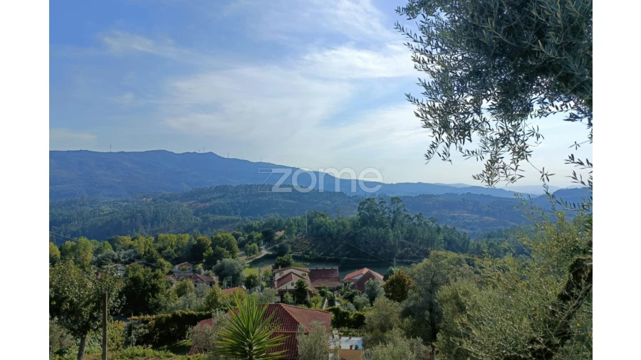 Moradia T1 para Venda em Rossas Foto 5