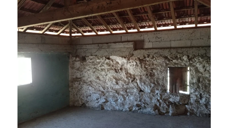 Moradia T1 para Venda em Rossas Foto 16