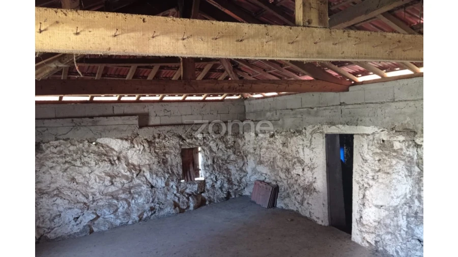 Moradia T1 para Venda em Rossas Foto 19