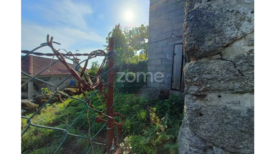 Moradia T1 para Venda em Rossas Foto 11