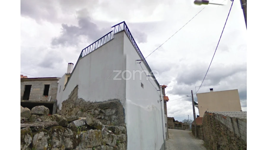 Moradia T2 para Venda em Terras de Massueime Foto 16