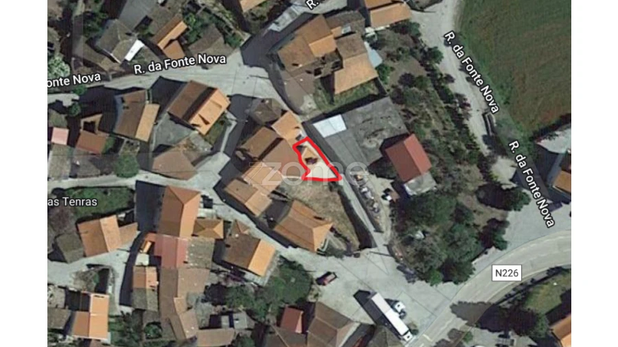 Moradia T2 para Venda em Terras de Massueime Foto 17