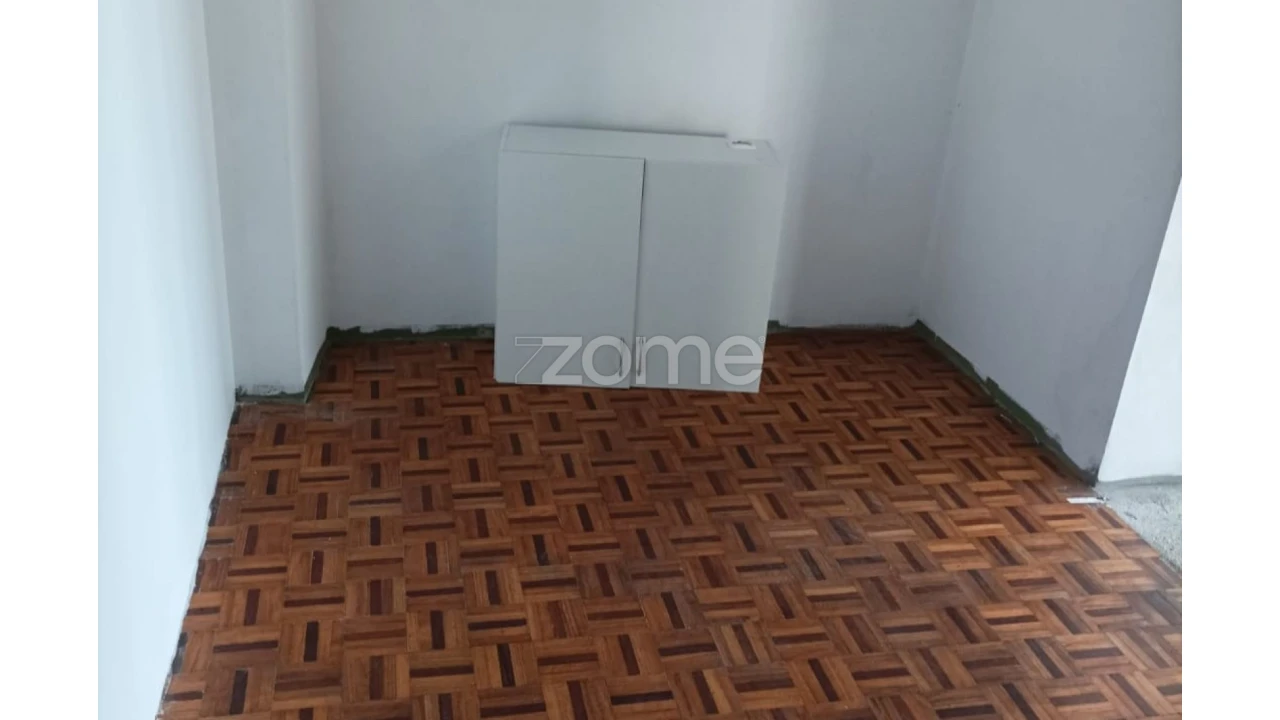 Moradia T2 para Venda em Terras de Massueime Foto 7