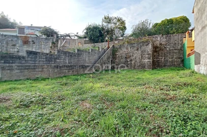 Terreno para Venda em Vilar de Andorinho