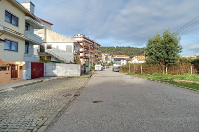 Terreno para Venda em Vilar de Andorinho