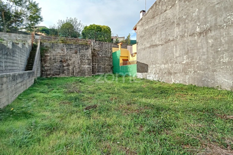 Terreno para Venda em Vilar de Andorinho Foto 3