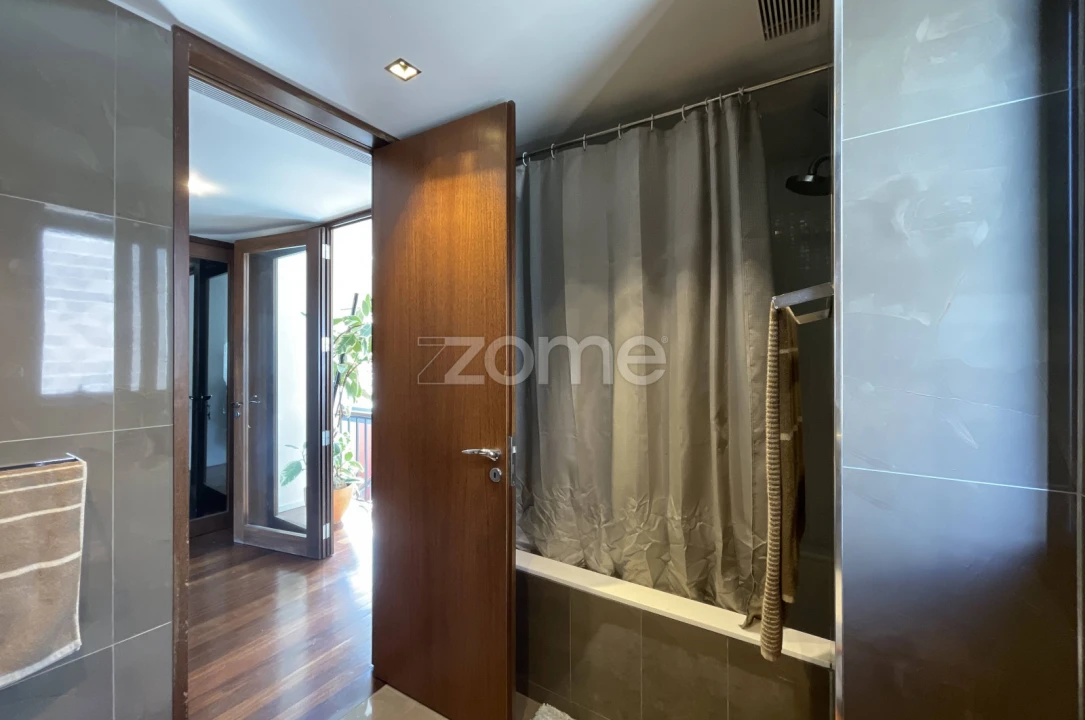 Moradia T5 para Venda em Escapães Foto 22