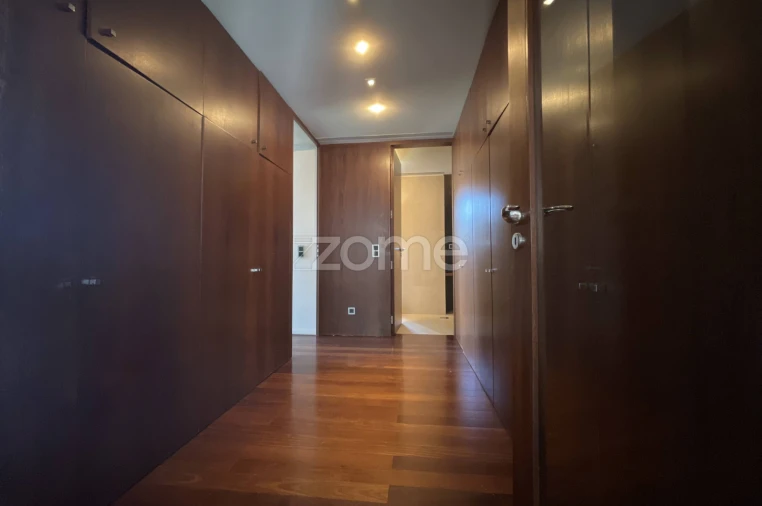 Moradia T5 para Venda em Escapães Foto 25