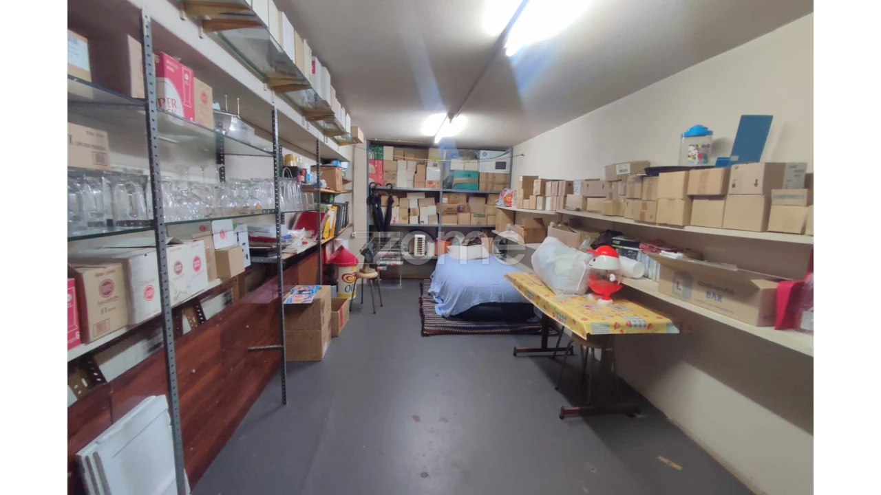 Negócio para Venda em Cidade da Maia Foto 5