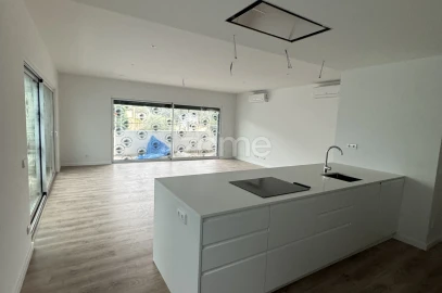 Apartamento T3 para Venda em Ramalde