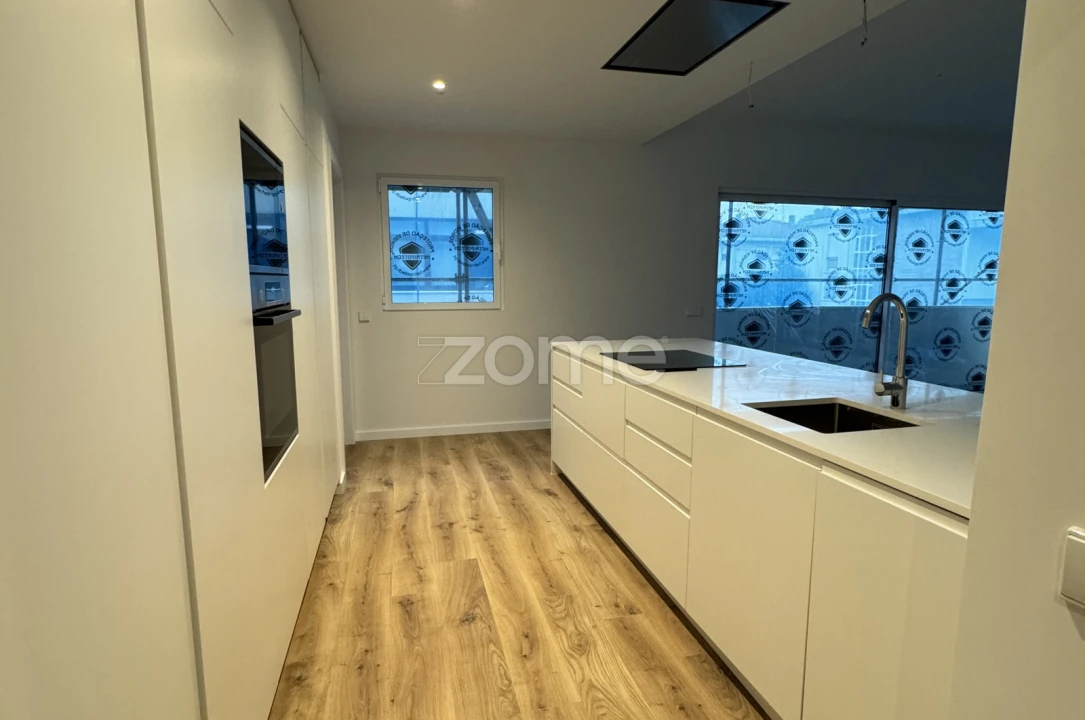 Apartamento T3 para Venda em Ramalde Foto 38