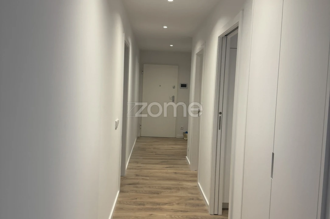 Apartamento T3 para Venda em Ramalde Foto 41
