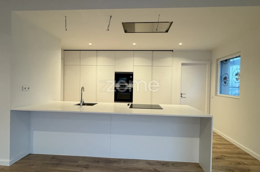 Apartamento T3 para Venda em Ramalde Foto 43