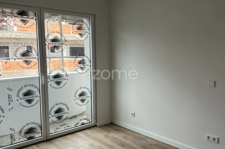 Apartamento T2 para Venda em Ramalde Foto 26